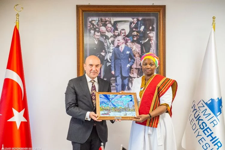 Uganda Ankara Büyükelçisi Başkan Soyer'i ziyaret etti