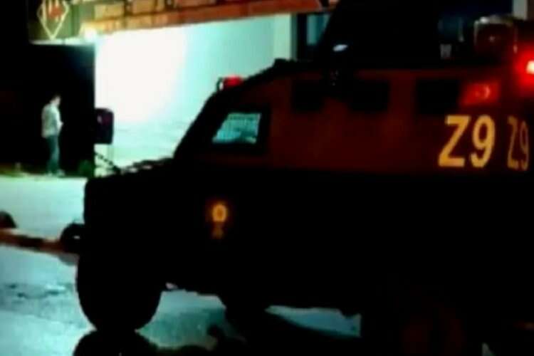İstanbul’da DEVA Partisi’ne saldıran 2 şüpheli yakalandı