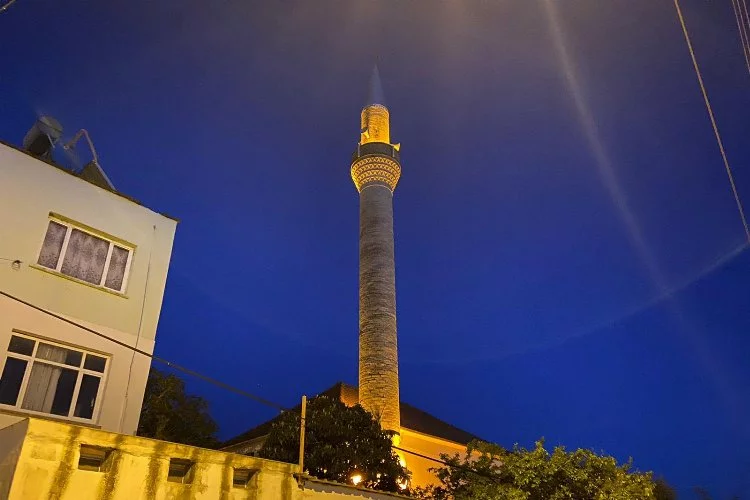 Manisa Yeniköy Camii’nin aydınlatması tamamlandı
